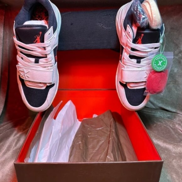 Jordan Jumpman Jack TR Travis Scott University Red - Picture 6 of 7